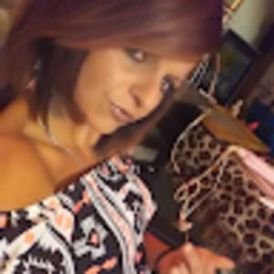 Meet your Posher, Lois